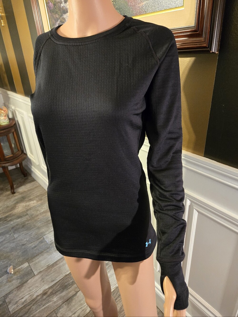 Under Armour Black Long-Sleeve Crewneck Athletic Top